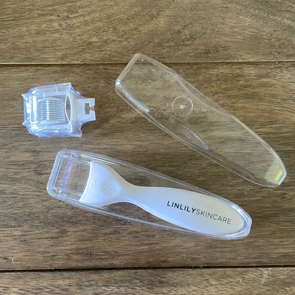 Linlily Skincare Dermroller Brand new in case